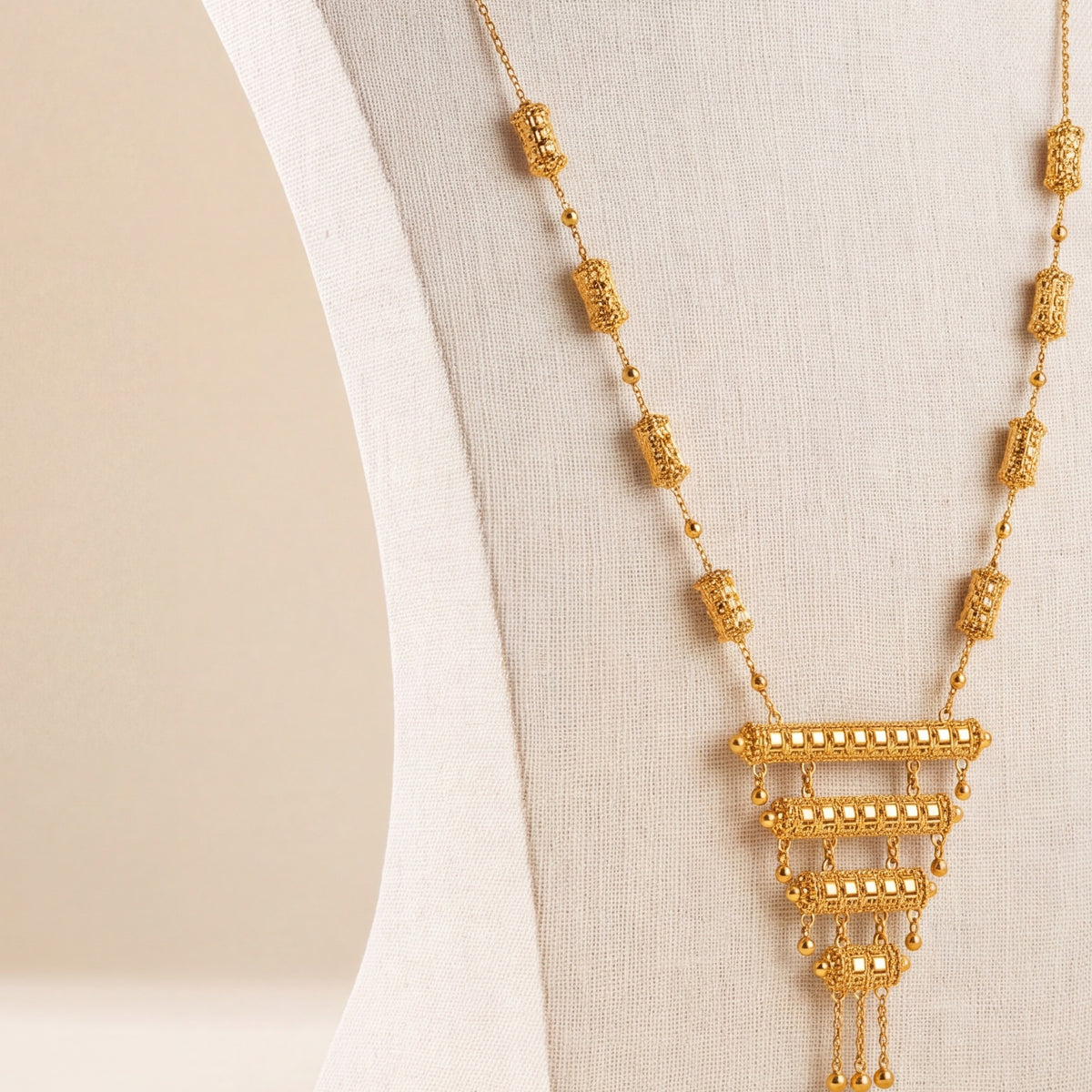 4 Step Mala Necklace 12 design detail