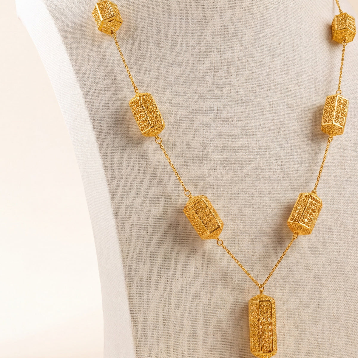 7 Piece RP Mala Necklace 1 design detail