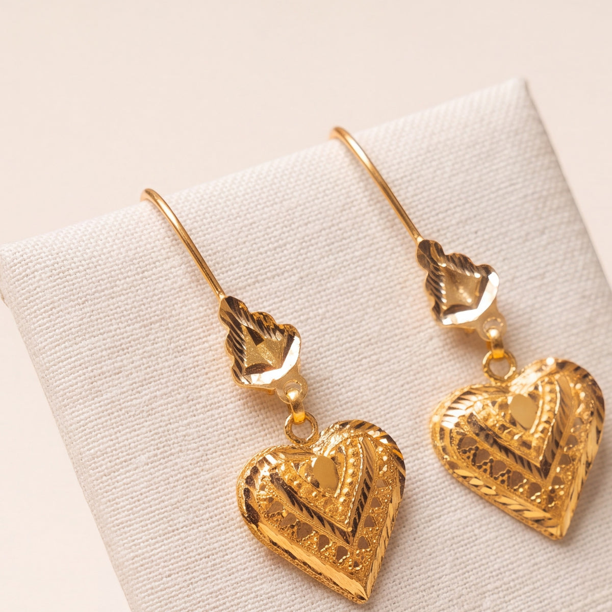Casting Earrings (D14) design detail