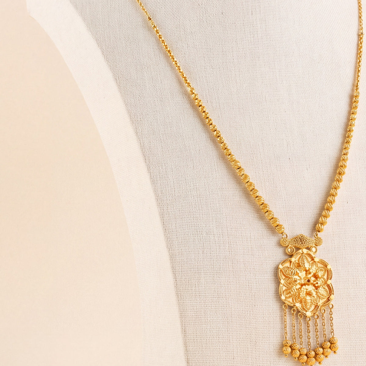 Casting Mala Necklace 46 design detail