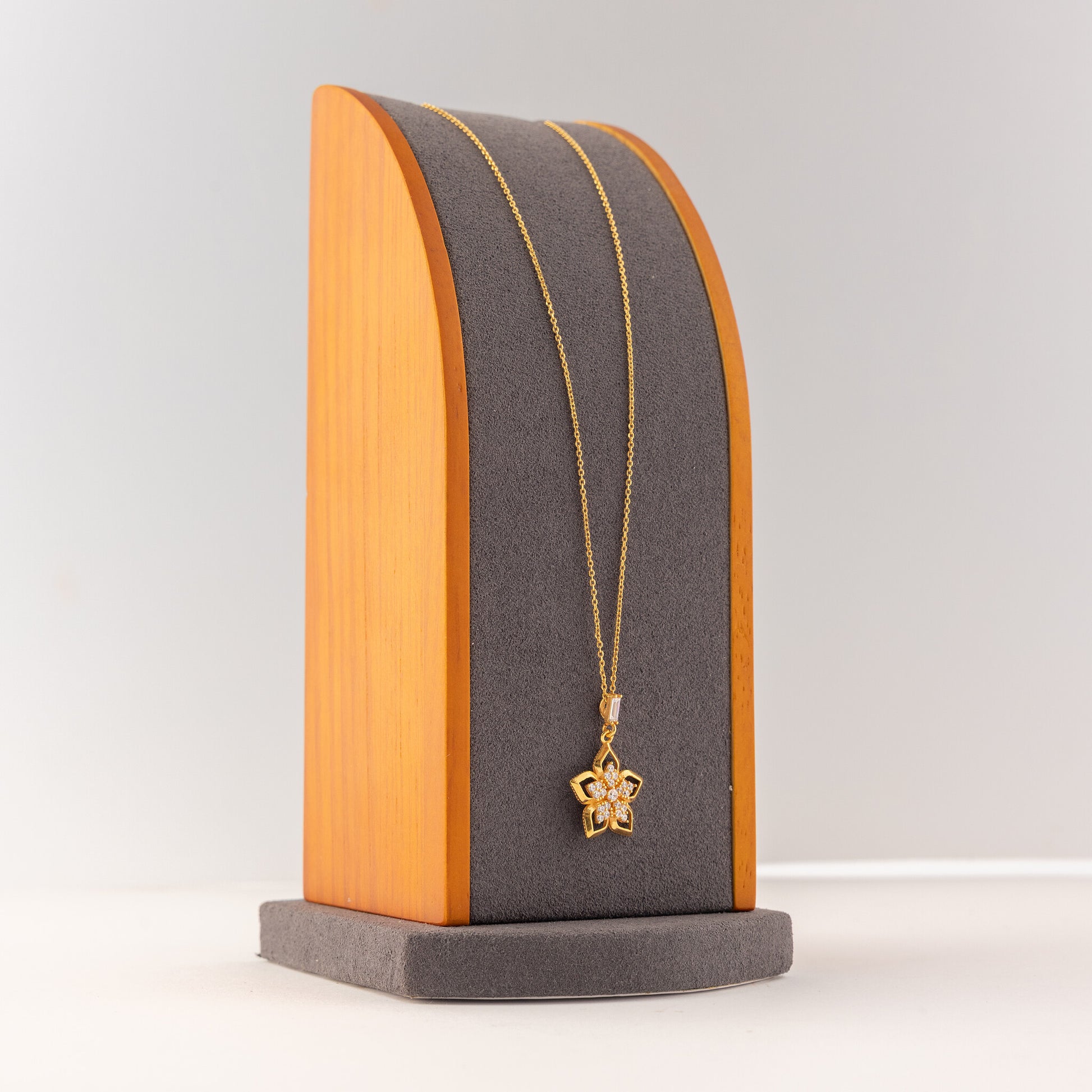 Choker Pendant (D168) - 925 Silver & 24K Gold Plated - Falaq Jewellery Oman