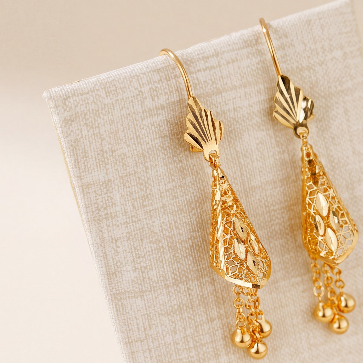 Cone Earrings 2 design detail