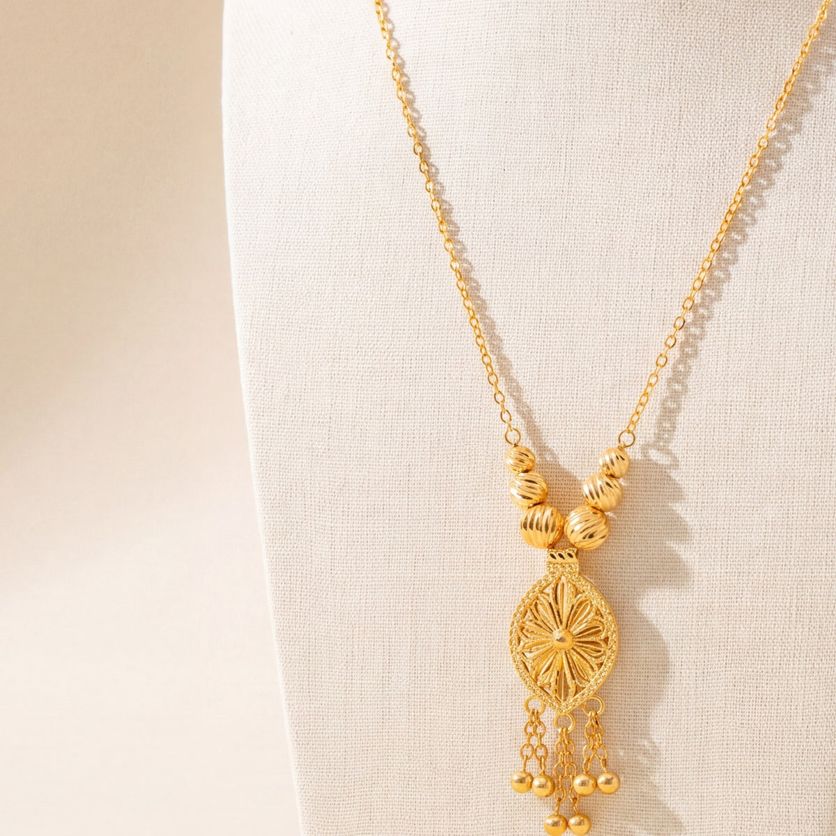 Diamond Cut Marquise Mala Necklace 1 design detail