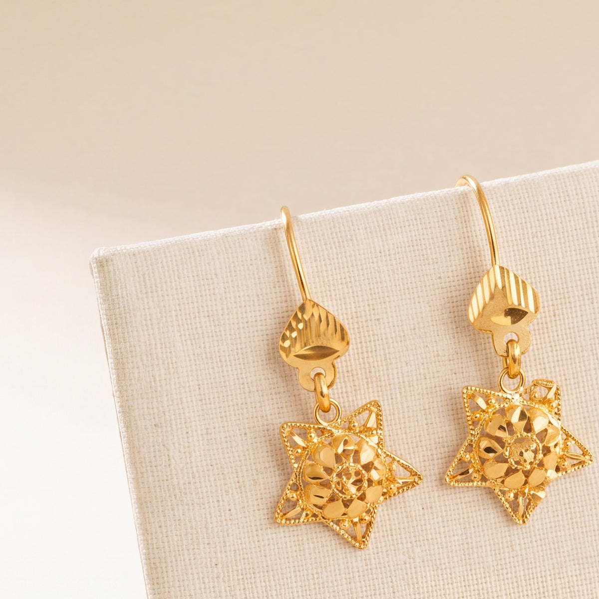 Kids Casting Earrings 2 design detail