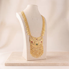 Moon Moria Necklace 60 on travertine