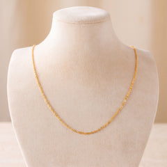 Oval Link Chain 2 on travertine