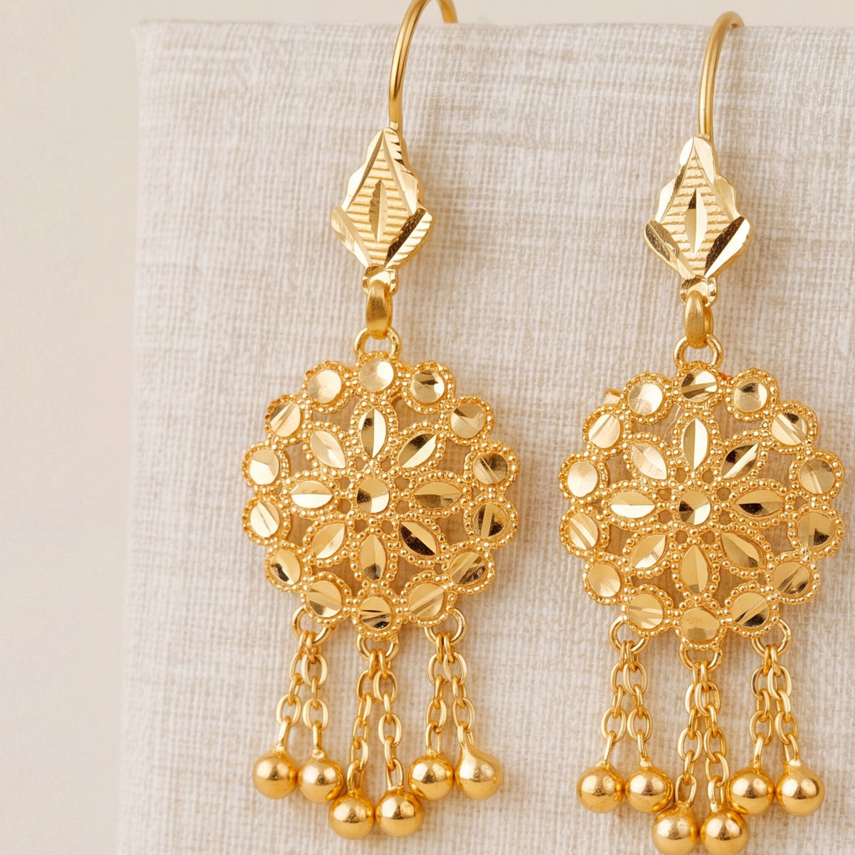 RP Earrings 1 – 5 ball dangles, design detail