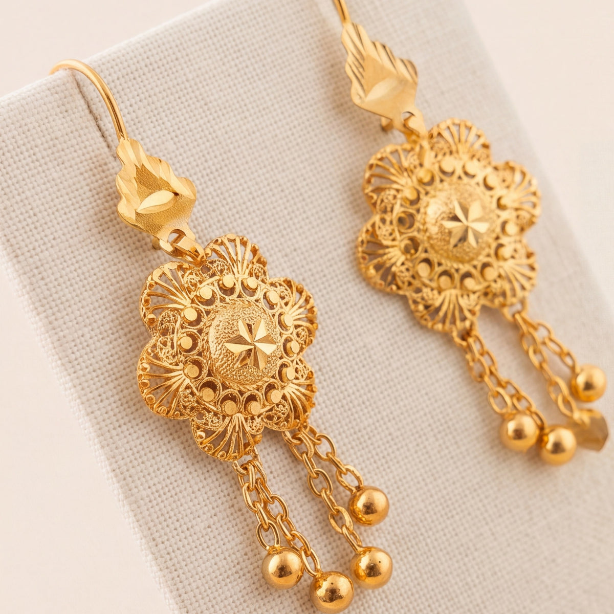 RP Earrings 8 design detail