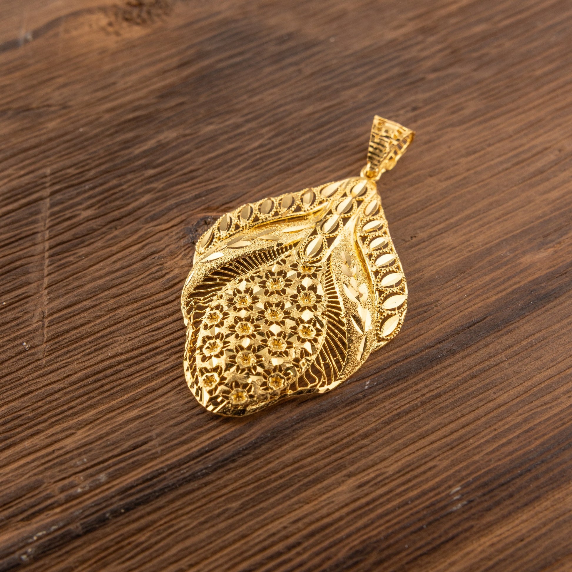 RP Pendants D95 — 925 silver, gold-plated filigree pendant