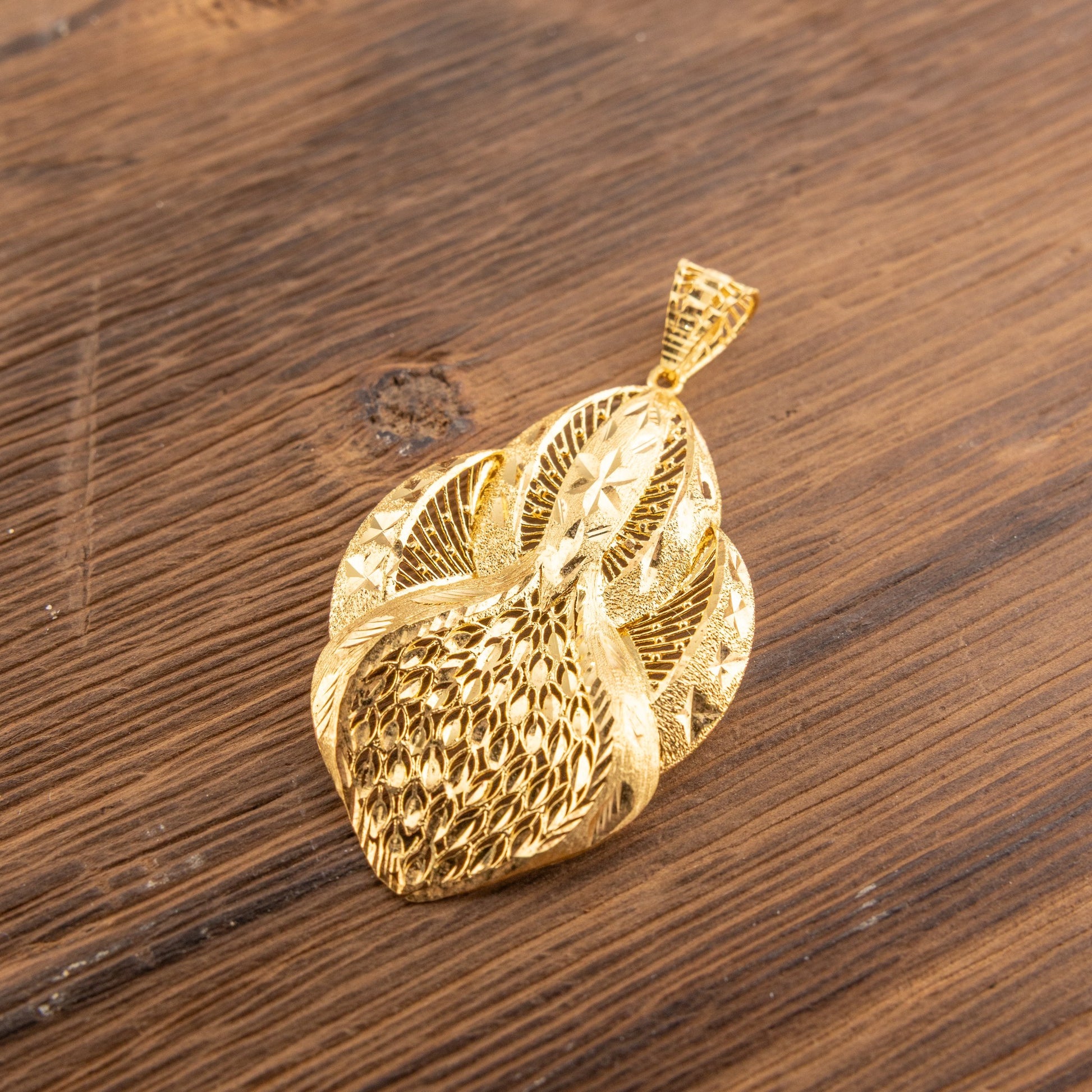 RP Pendants D98 — 925 silver, gold-plated filigree pendant