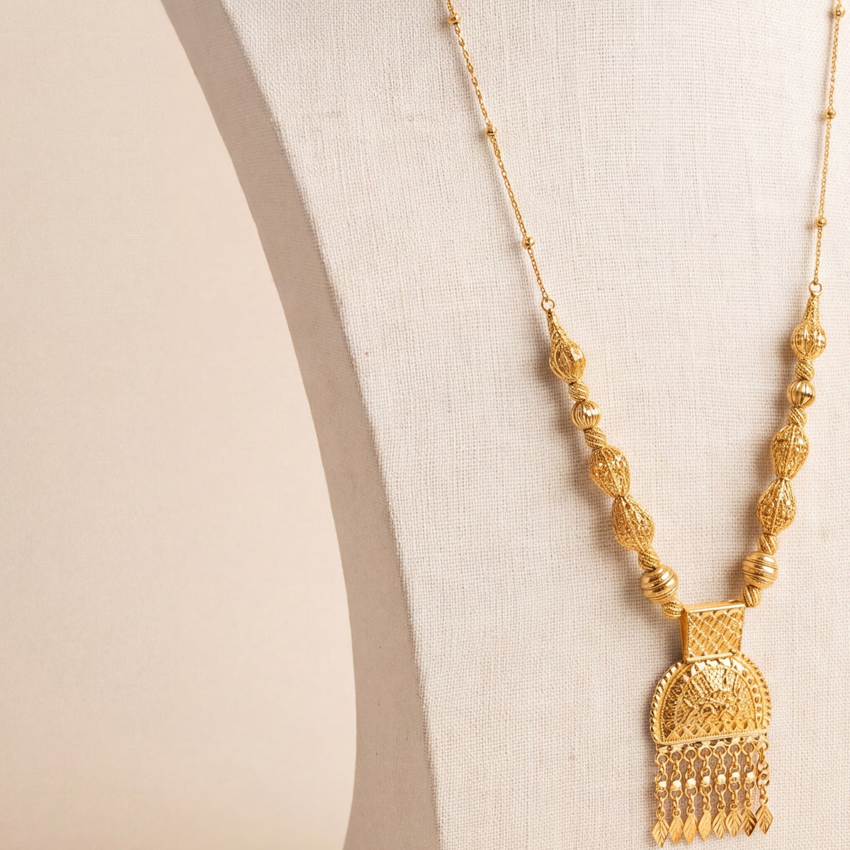 Traditional Mala Necklace 49 design detail
