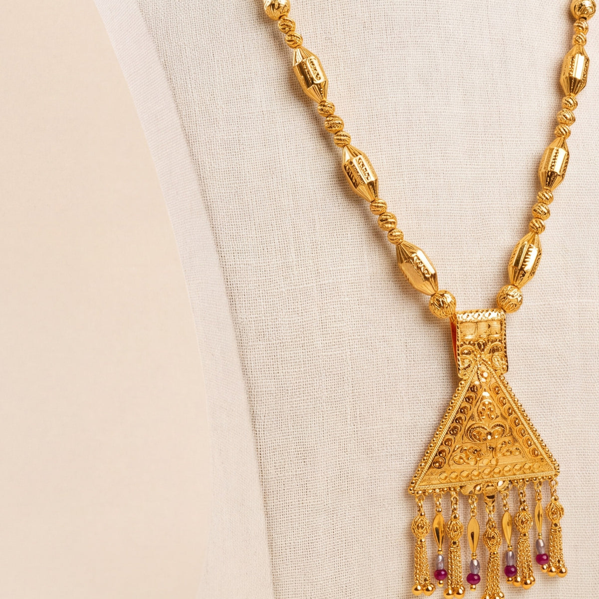 Traditional Mala Necklace with Stones 9 design detail