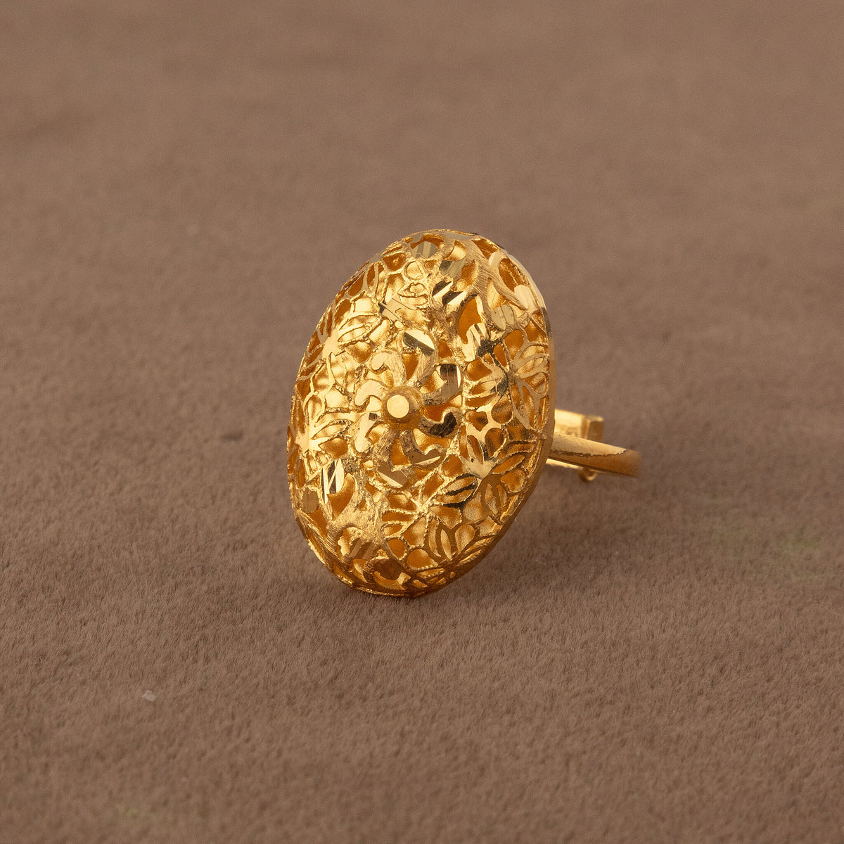 Traditional Ring (D176) - 925 Silver & 24K Gold Plated - Falaq Jewellery Oman
