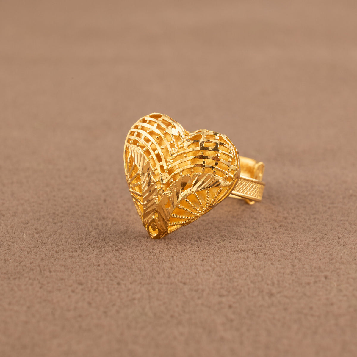 Traditional Ring (D183) - 925 Silver & 24K Gold Plated - Falaq Jewellery Oman