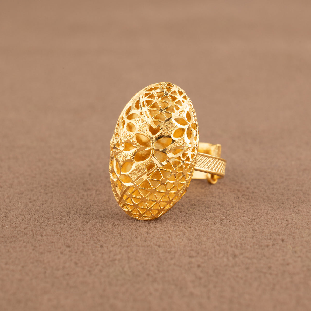 Traditional Ring (D188) - 925 Silver & 24K Gold Plated - Falaq Jewellery Oman