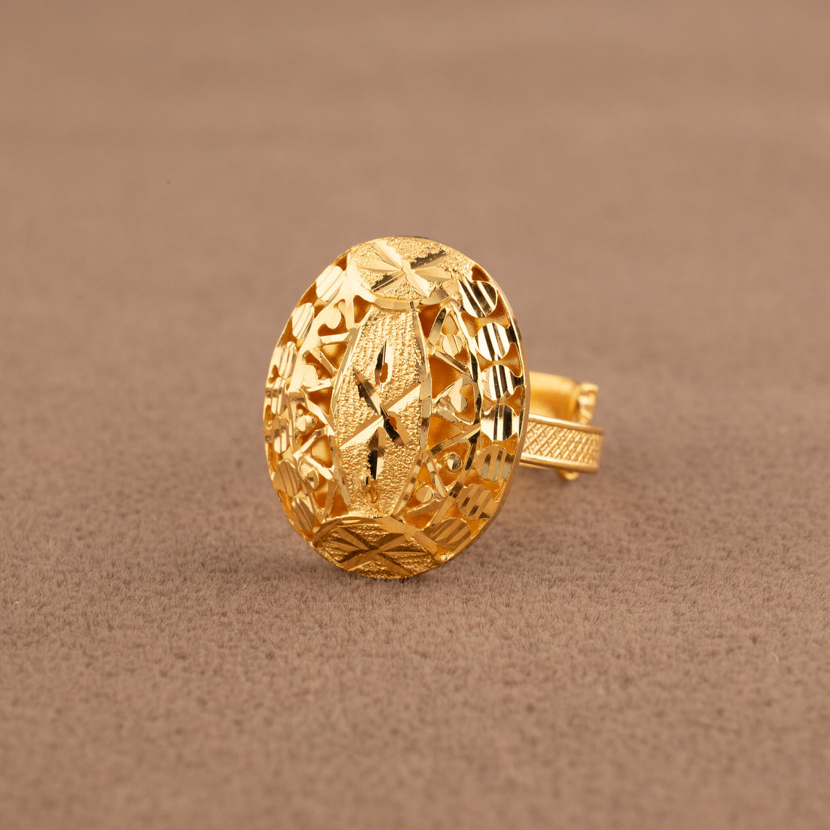 Traditional Ring (D189) - 925 Silver & 24K Gold Plated - Falaq Jewellery Oman