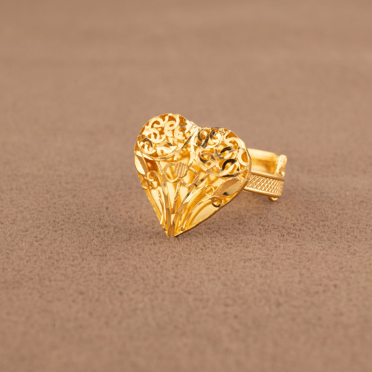 Traditional Ring (D190) - 925 Silver & 24K Gold Plated - Falaq Jewellery Oman