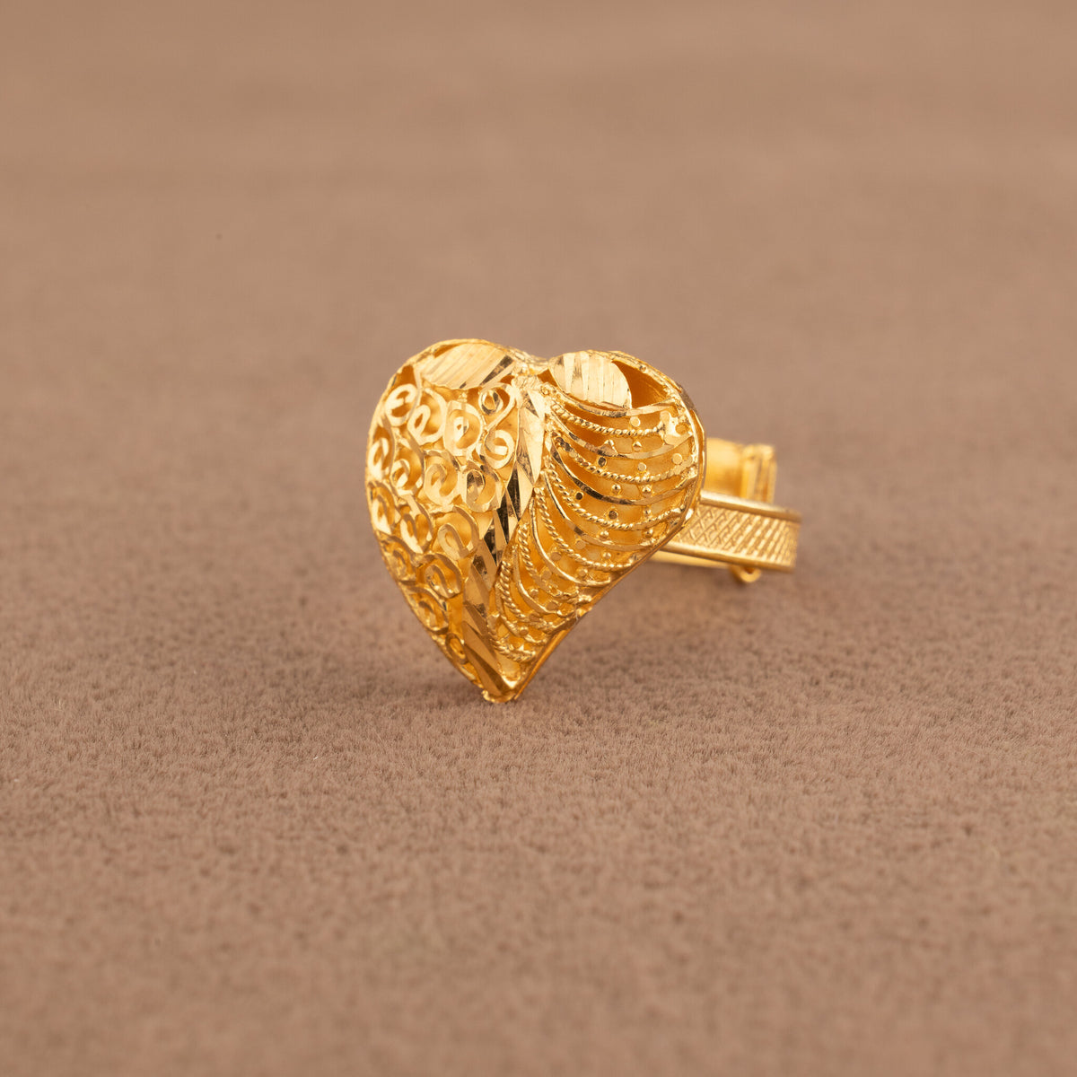 Traditional Ring (D193) - 925 Silver & 24K Gold Plated - Falaq Jewellery Oman
