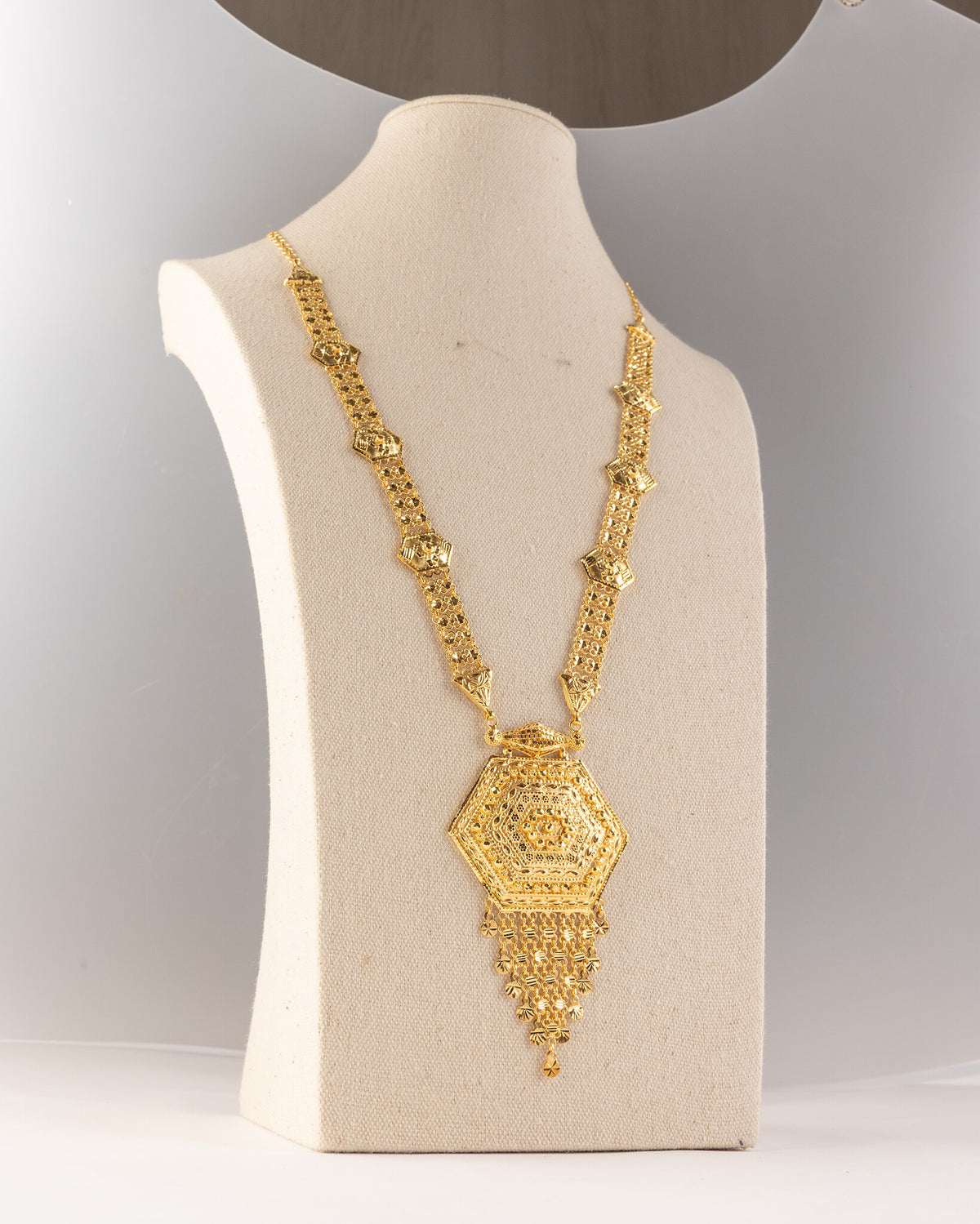 Traditional Stamp Moria (D22) - 925 Silver & 24K Gold Plated - Falaq Jewellery Oman