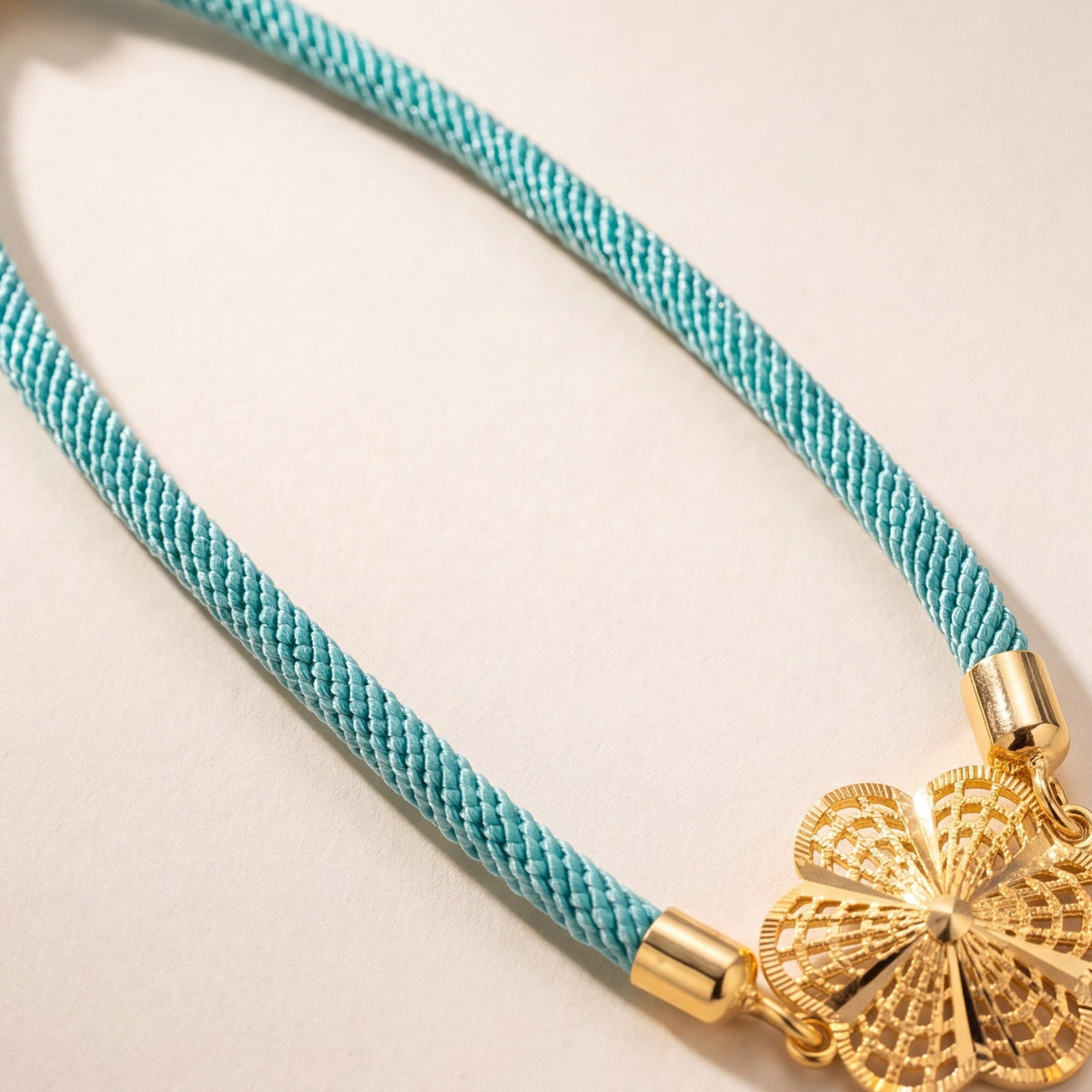 Flower Thread Bracelet design detail
