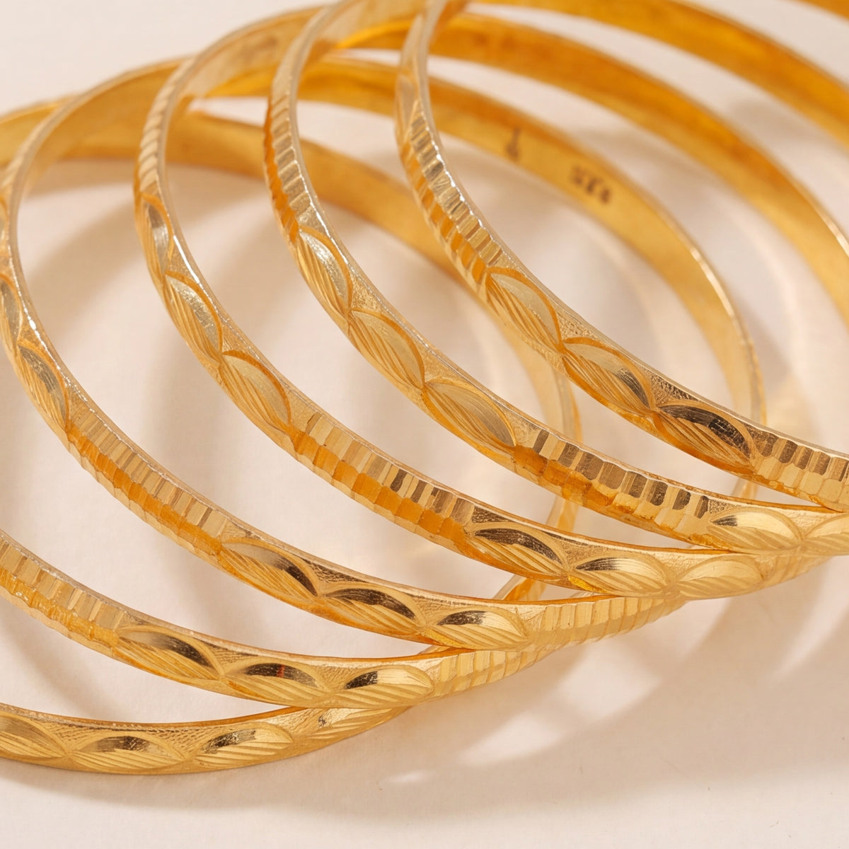 Kid's Bangles (D20-N) close-up of the design detail