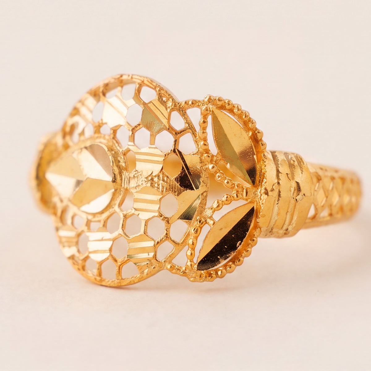 Kid's Rings (D22) design detail