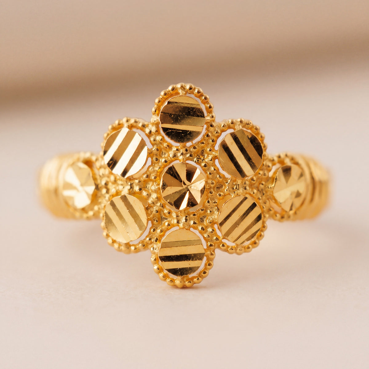 Kid's Rings (D30) design detail