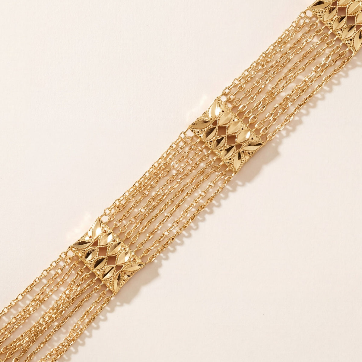 Linked Squares Bracelet (D1) design detail