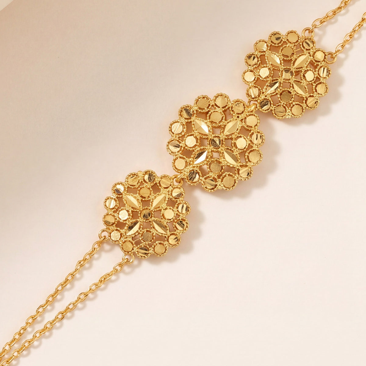 RP 3 Piece Bracelet / Chain (D4) design detail