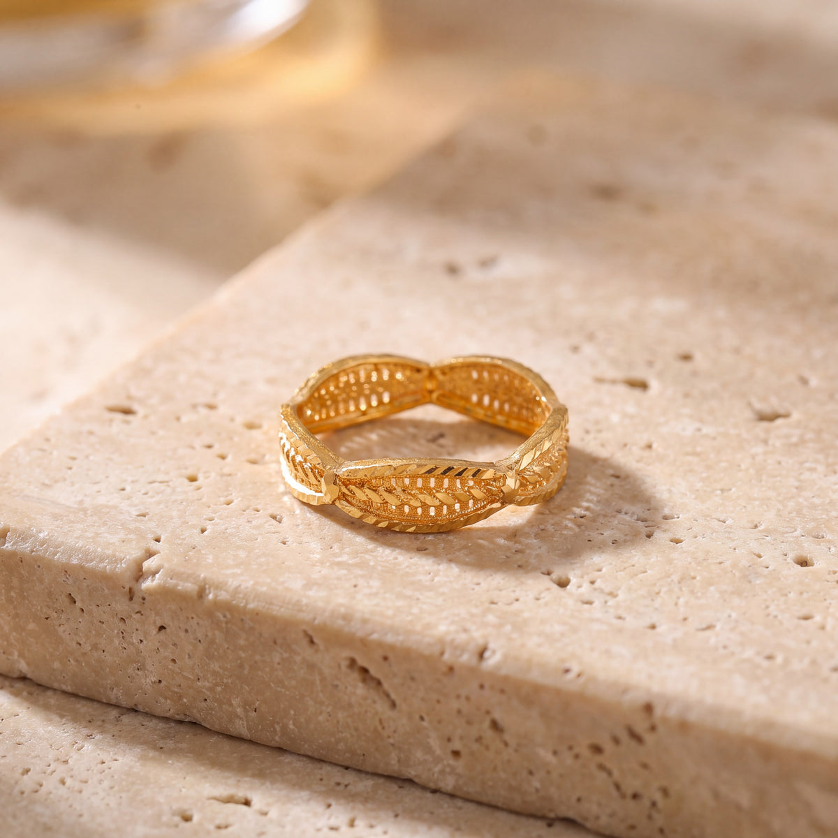 RP Band/Dabla (D52) on travertine