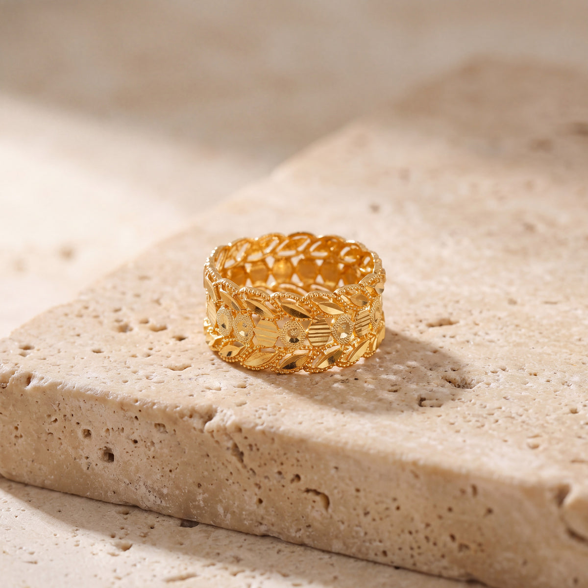 RP Band/Dabla (D56) on travertine