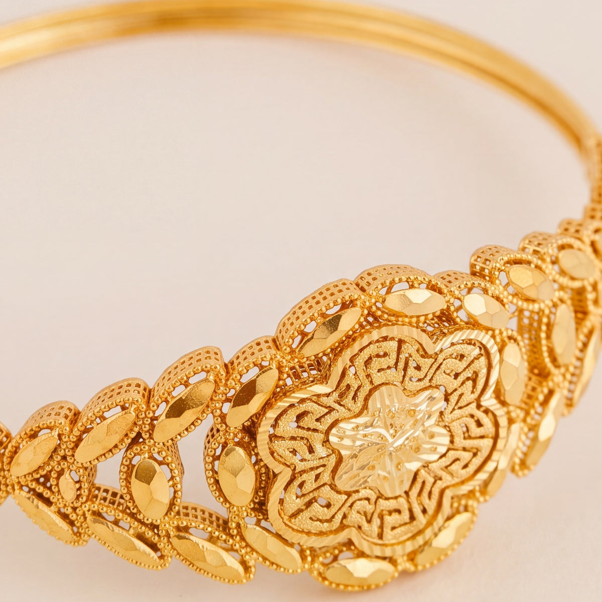 RP Cuff Bracelet (D15) design detail