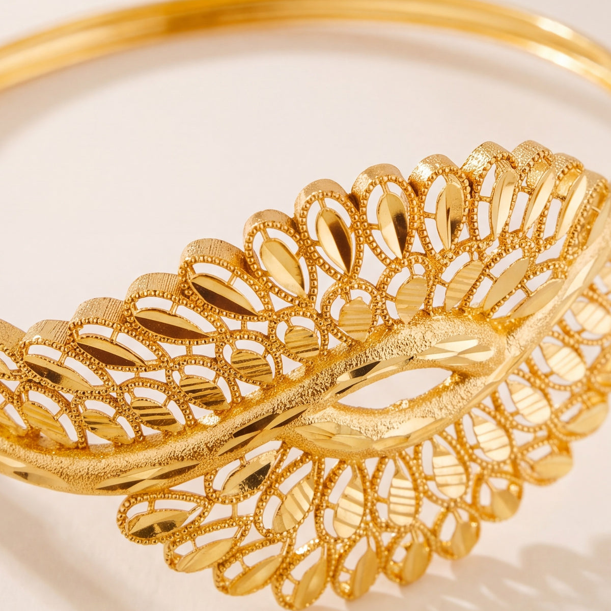 RP Cuff Bracelet (D22) design detail