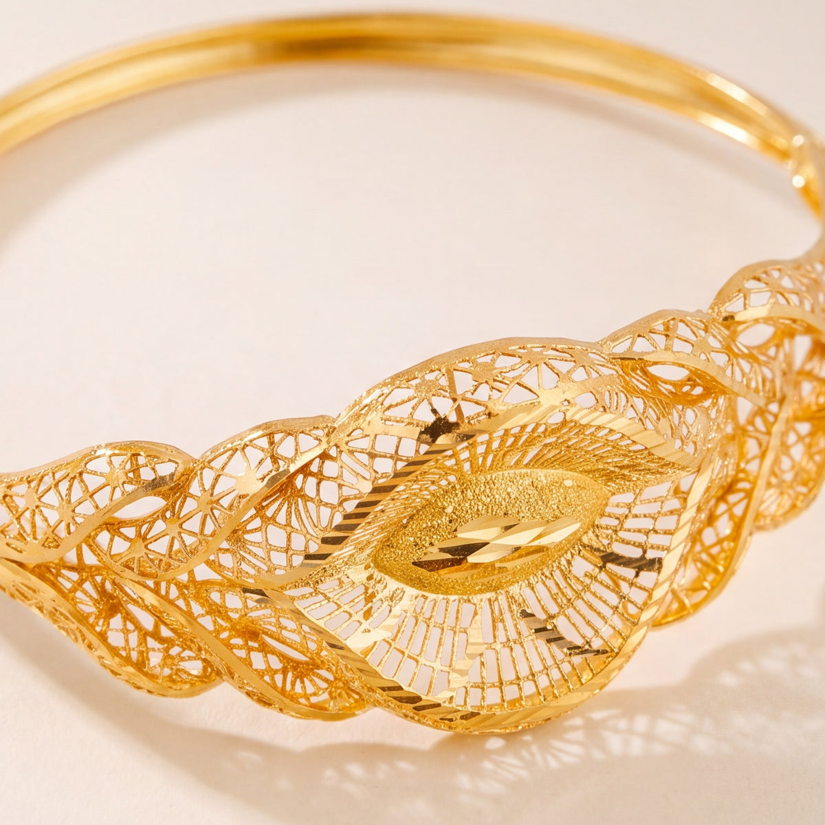 RP Cuff Bracelet (D28) design detail