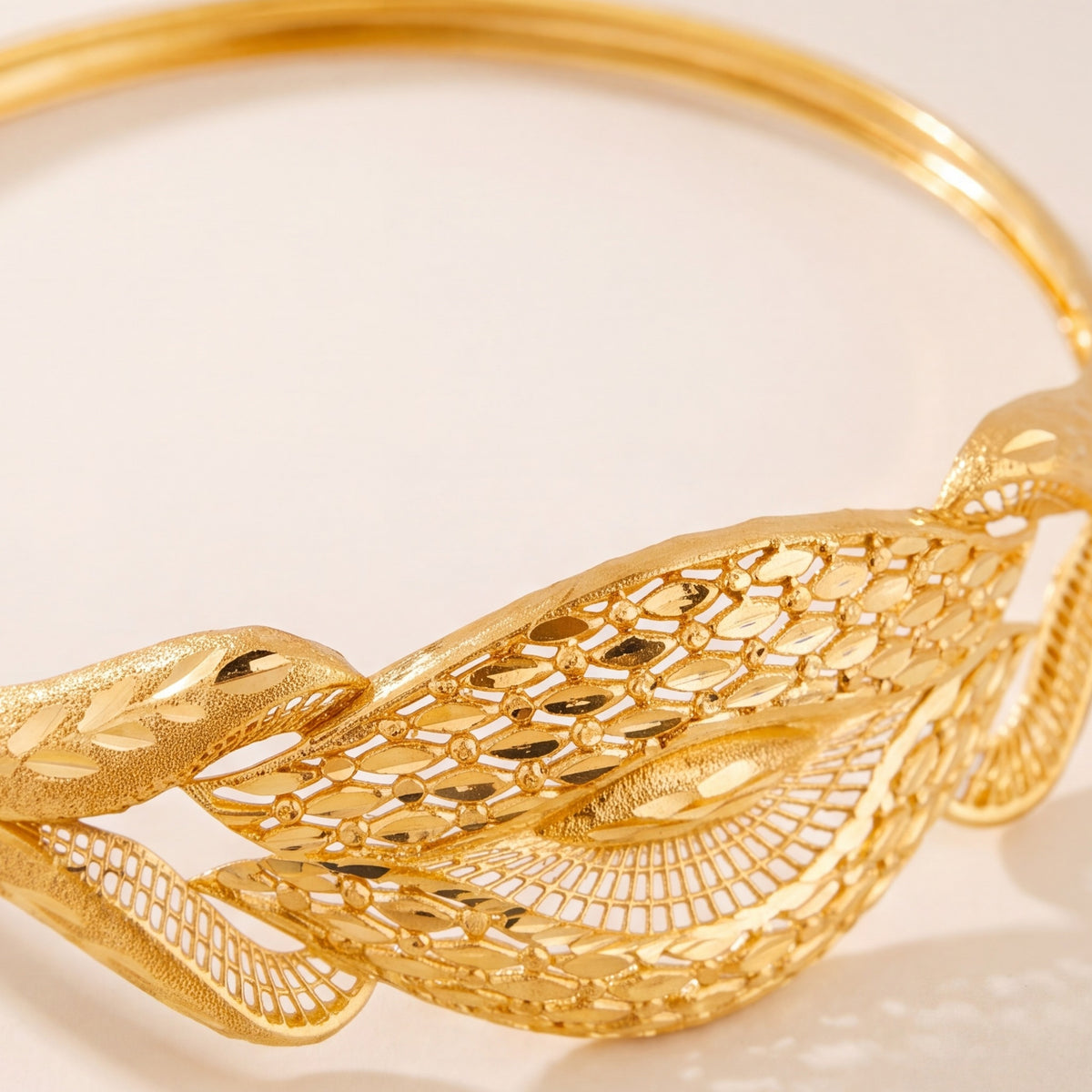 RP Cuff Bracelet (D29) design detail