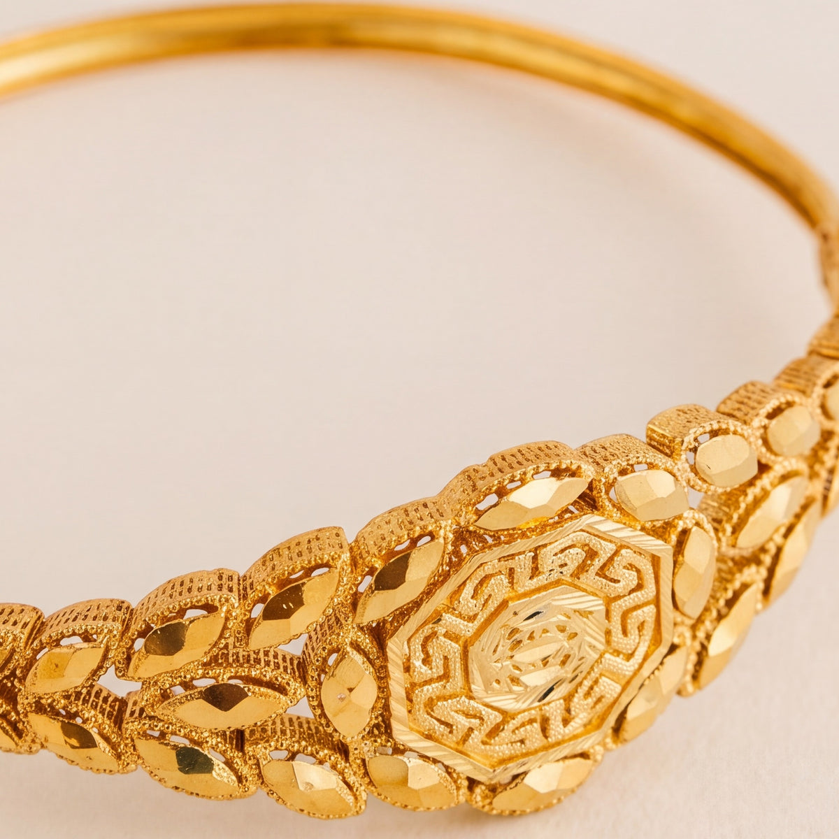 RP Cuff Bracelet (D3) design detail