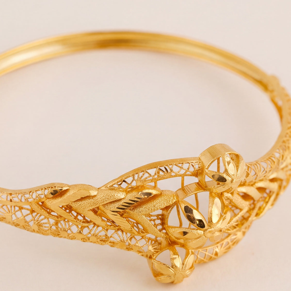 RP Cuff Bracelet (D31) design detail