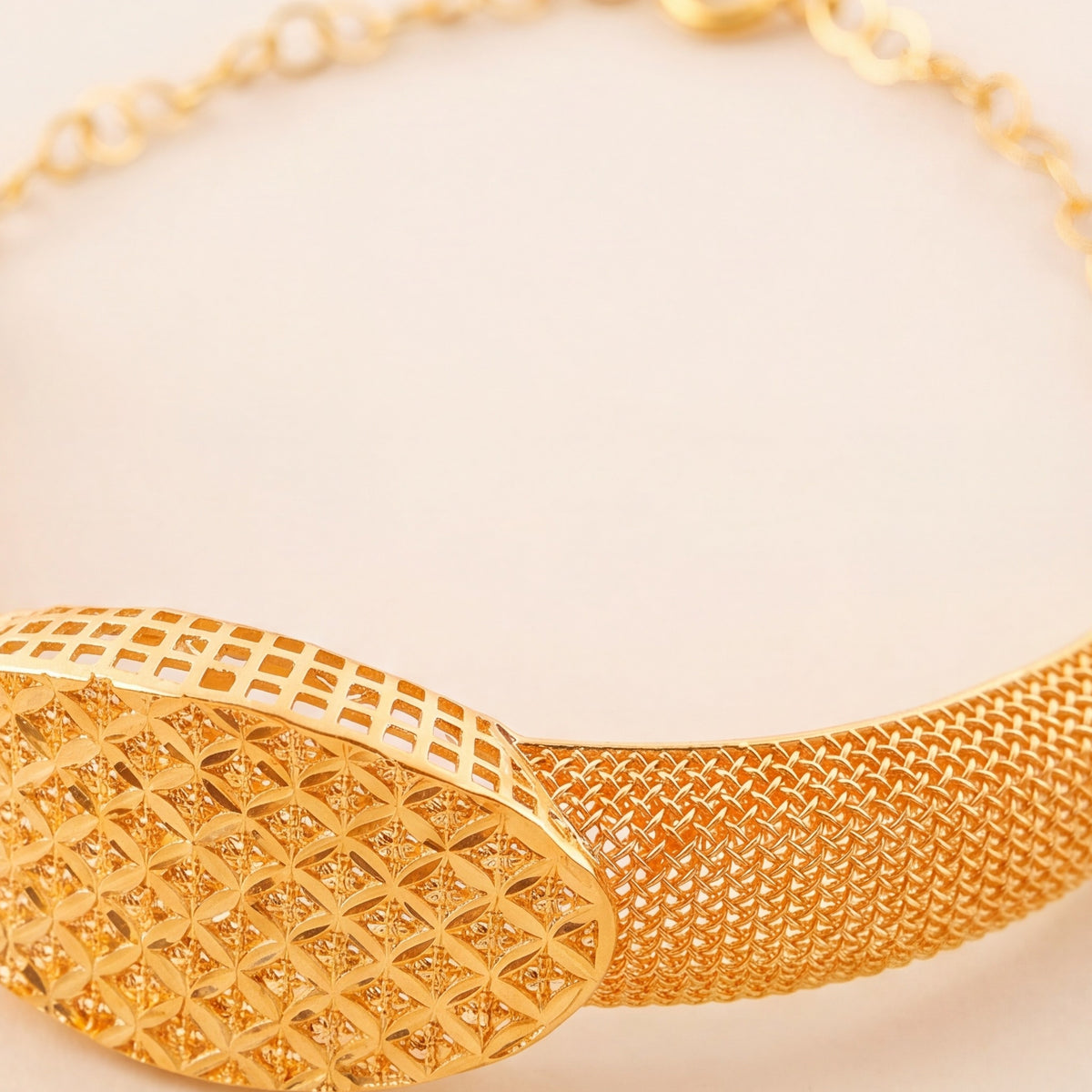 RP Cuff Bracelet (D40) design detail