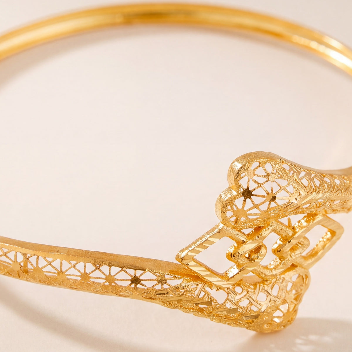 RP Cuff Bracelet (D6) design detail