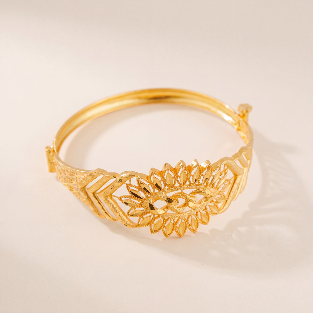 RP Cuff Bracelet With Lock (D8), 925 silver 24K gold plated
