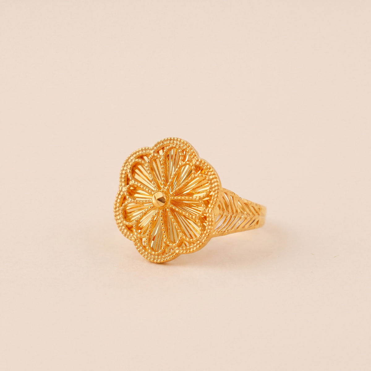 RP Diamond Cut Clover Ring (D1), 925 silver 24K gold plated