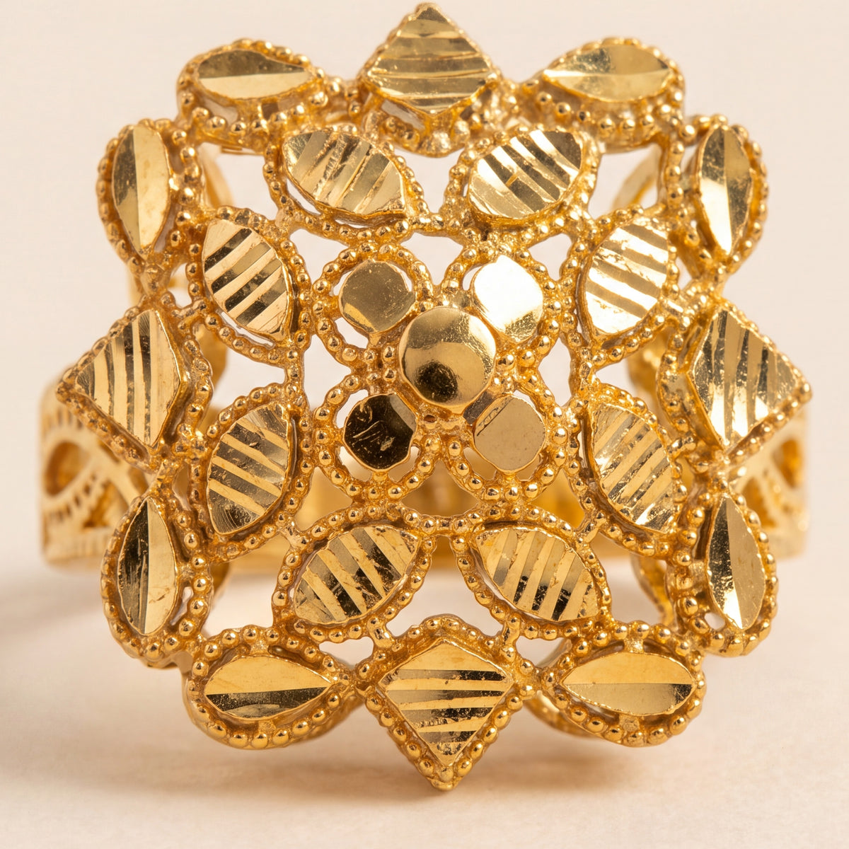 RP Flower Ring (D6) design detail