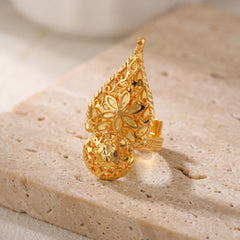RP Shawahid Ring (D16) on travertine