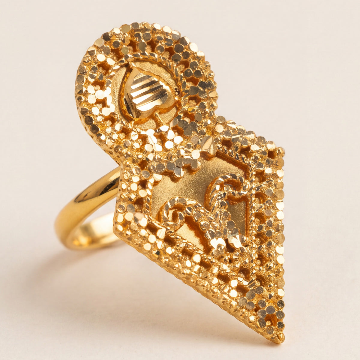 RP Shawahid Ring (D4) design detail