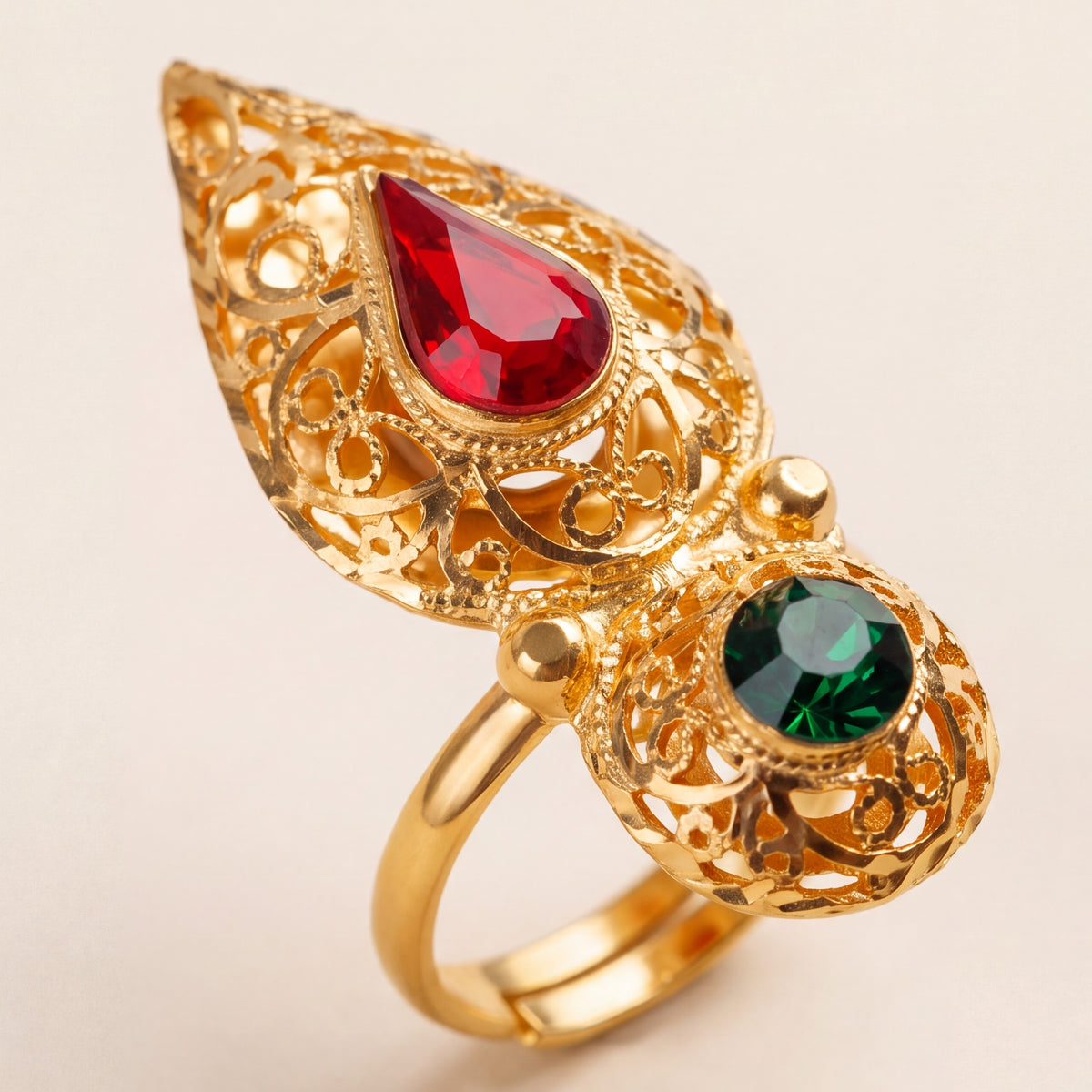Shawahid Ring (D7) design detail