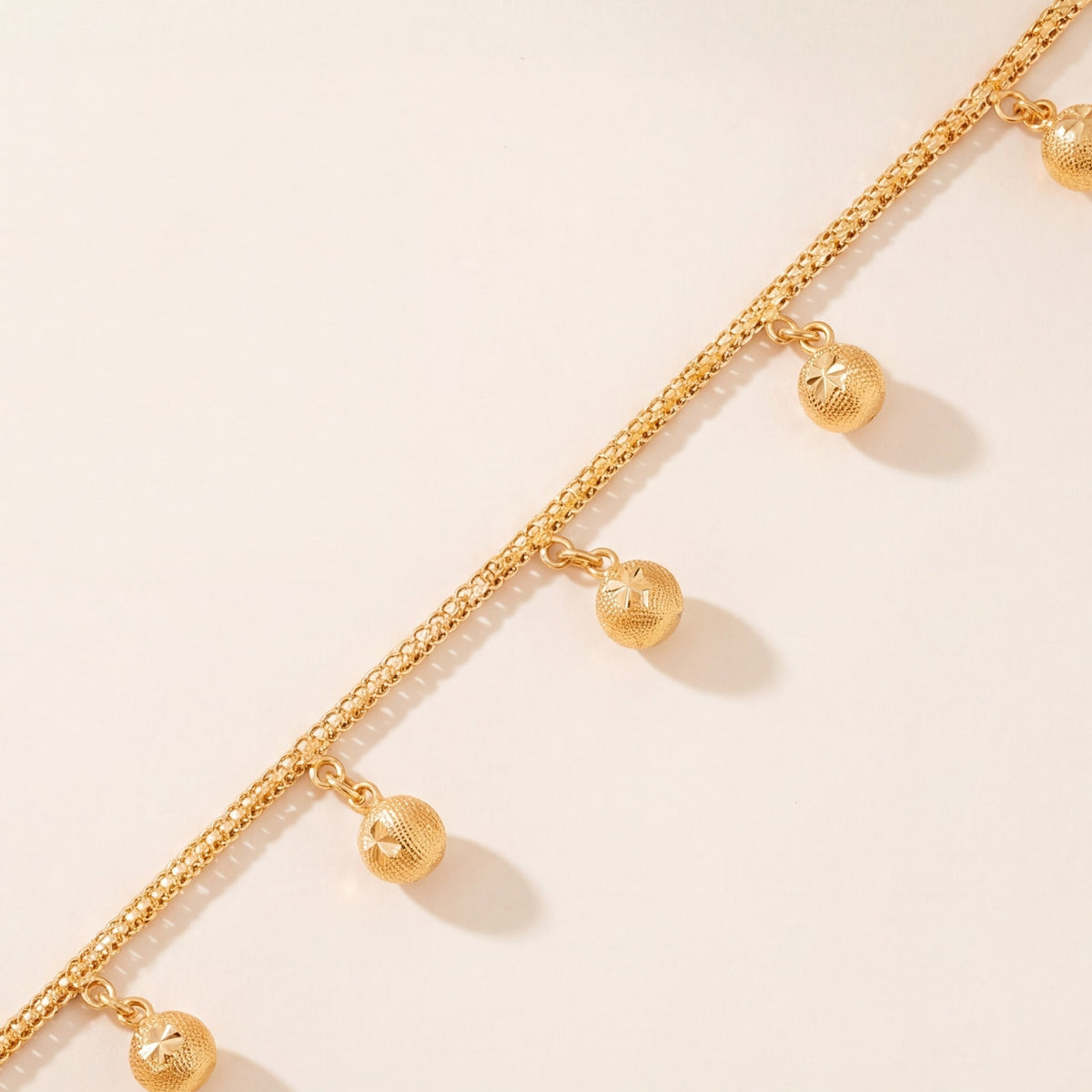 Sphere Charm Bracelet (D1) design detail