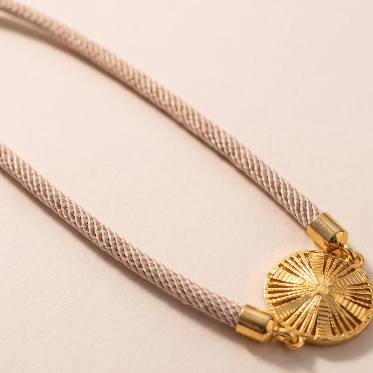 Sunburst Thread Bracelet design detail