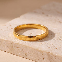 Traditional Haisa (D3) on travertine