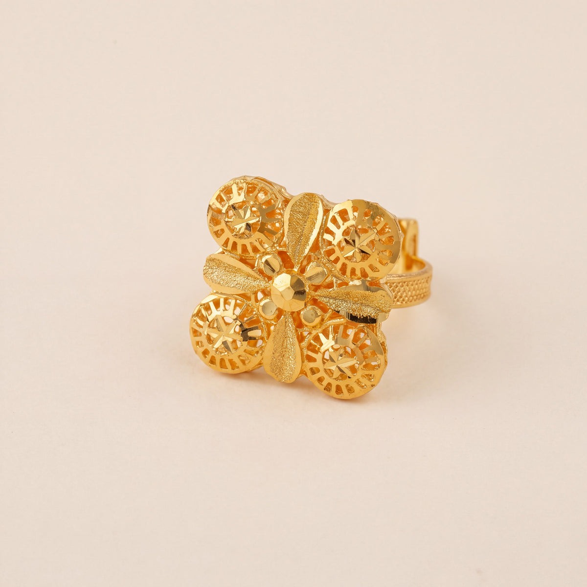 Traditional Ring (110), 925 silver 24K gold plated