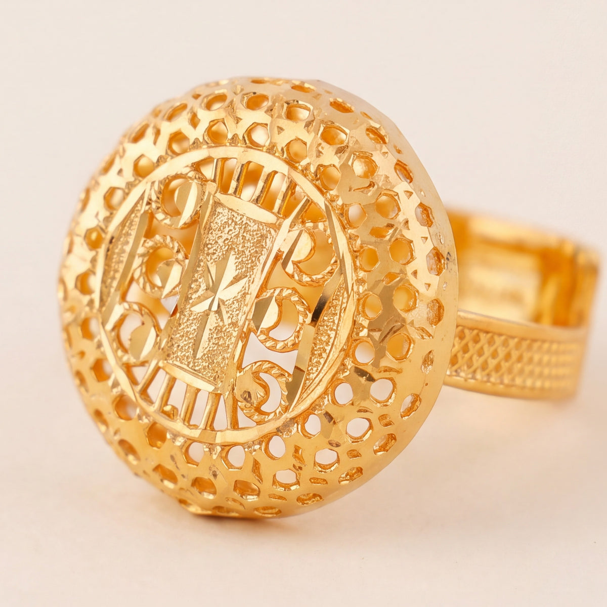 Traditional Ring (163) design detail